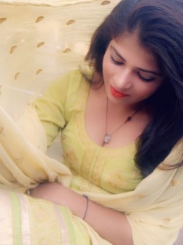 RAVINA - Escort globaleliteldamsel | Girl in Dubai