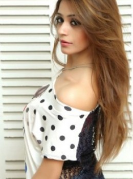 REENA - Escort SIYA | Girl in Dubai