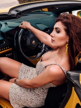 NATALIE - Escort deeksha | Girl in Dubai