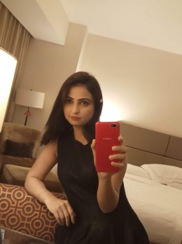 Escorts in Dubai - Escort Lucy | Girl in Dubai