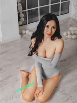 SHOPI - Escort Kashish horny | Girl in Dubai