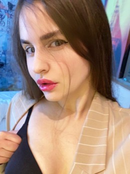 LiLi - Escort in Dubai - district Dubai