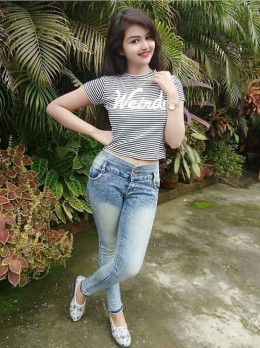Teen Ayesha - Escort Suman | Girl in Dubai