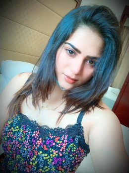 Escort in Dubai - Indian model noor