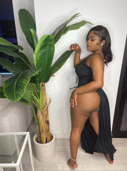 Skyler - Escort Pinky | Girl in Dubai