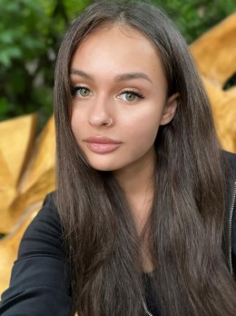 Escort in Dubai - Lola